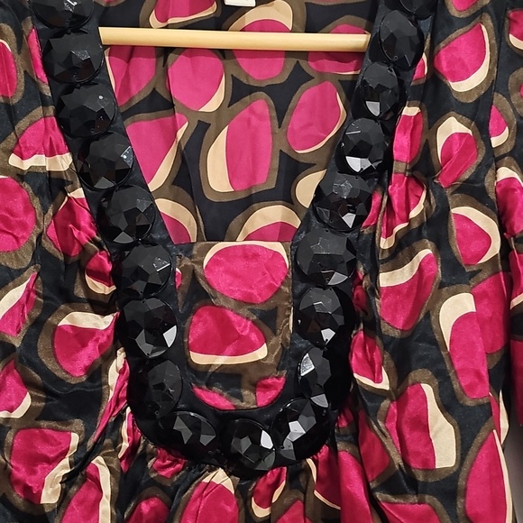 ✨ ECI New York 100% Silk Blouse | Statement Print ✨ - Picture 5 of 8